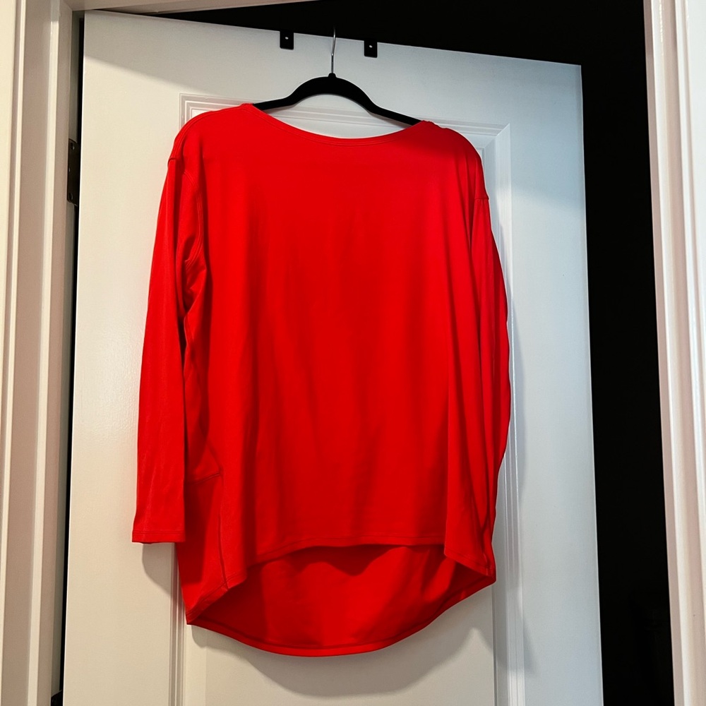 Lululemon Back in Action Long Sleeve